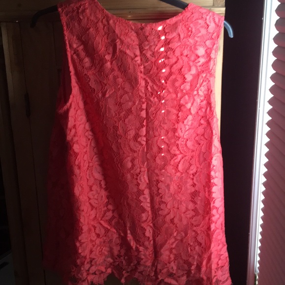 Women’s blouse - Picture 2 of 2